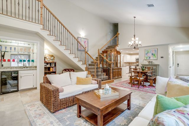 5425 Collinwood Avenue, Fort Worth, TX 76107