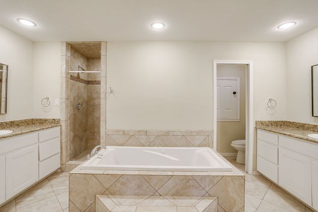 5425 Collinwood Avenue, Fort Worth, TX 76107