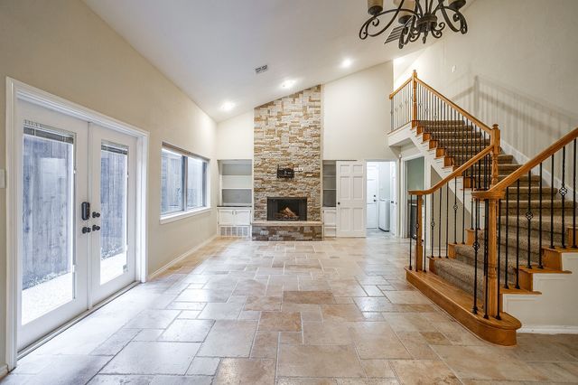 5425 Collinwood Avenue, Fort Worth, TX 76107