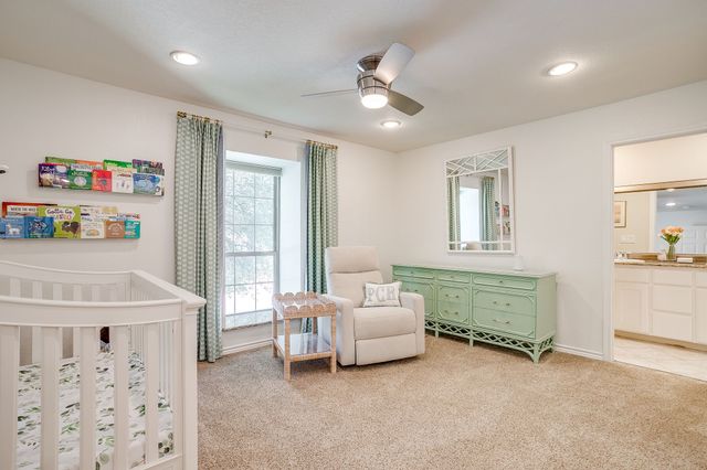 5425 Collinwood Avenue, Fort Worth, TX 76107