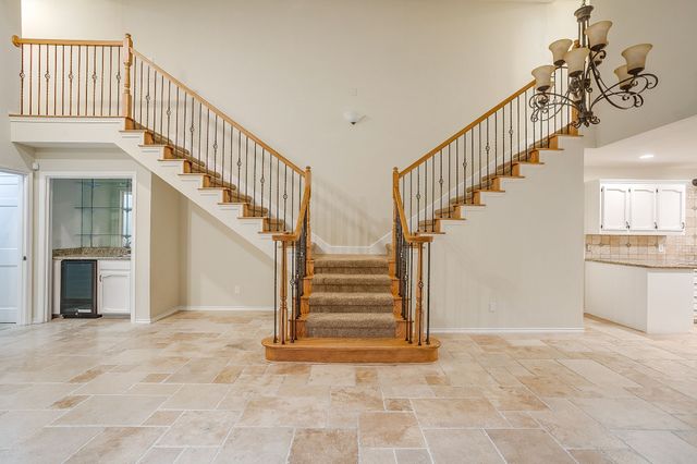 5425 Collinwood Avenue, Fort Worth, TX 76107