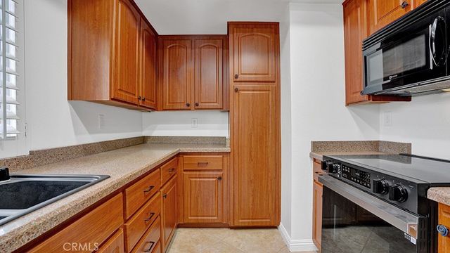 5 Via Bondad, Rancho Santa Margarita, CA 92688