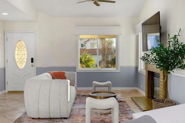 1018 Bridle Path Way, Oceanside, CA 92057