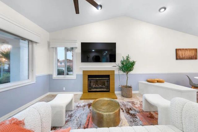 1018 Bridle Path Way, Oceanside, CA 92057