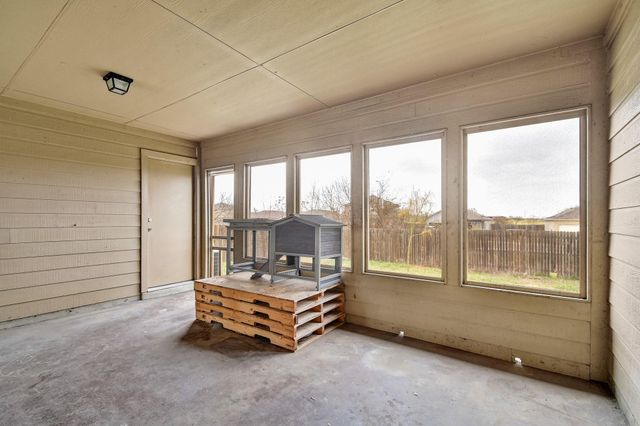 1030 Birdsong LN, New Braunfels, TX 78130