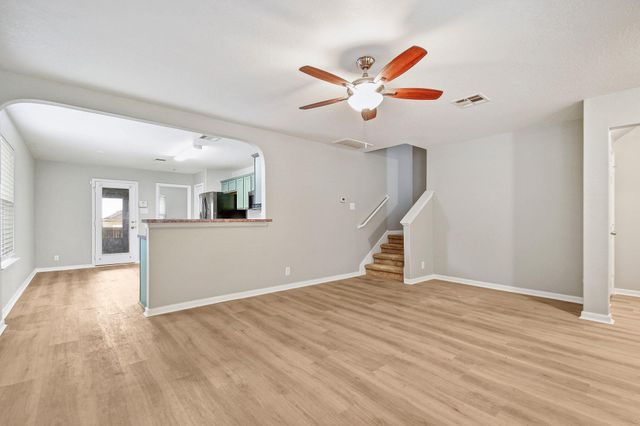 1030 Birdsong LN, New Braunfels, TX 78130