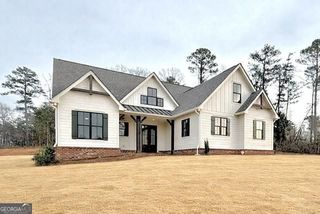 122 PALISADE Drive, Rydal, GA 30171