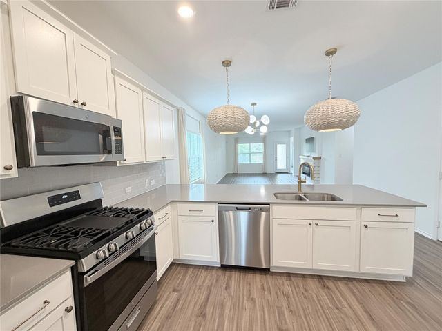928 Legends LN, Georgetown, TX 78628