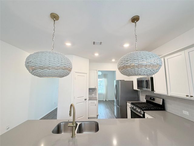 928 Legends LN, Georgetown, TX 78628