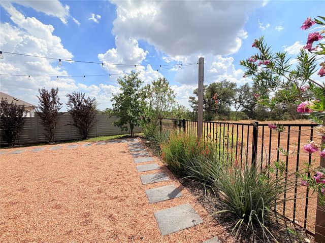 928 Legends LN, Georgetown, TX 78628