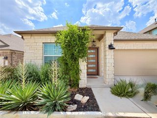 928 Legends LN, Georgetown, TX 78628