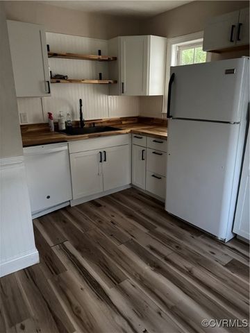 1029 7th St, Petersburg, VA 23803