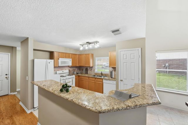 10203 S Summit Canyon Court, Houston, TX 77095