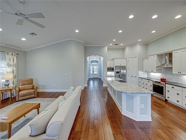 8160 LAKE JAMES DRIVE, Lakeland, FL 33810