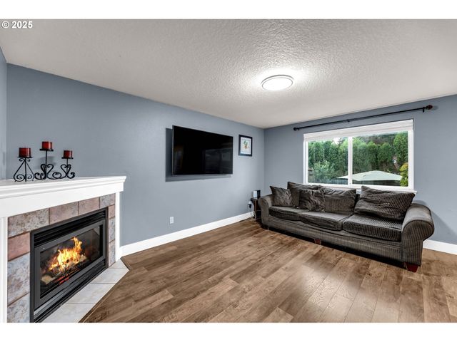 8714 Ne 77TH Way, Vancouver, WA 98662