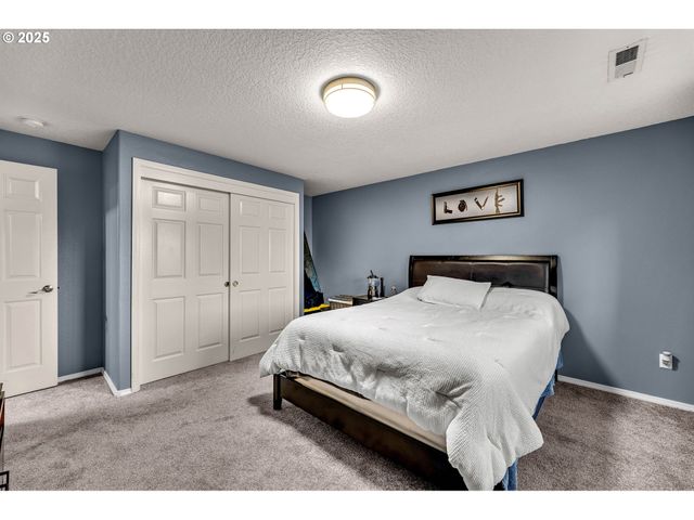 8714 Ne 77TH Way, Vancouver, WA 98662