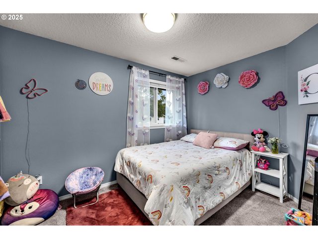 8714 Ne 77TH Way, Vancouver, WA 98662