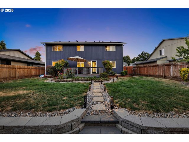 8714 Ne 77TH Way, Vancouver, WA 98662