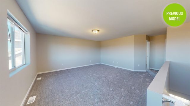 2224 23rd Ave NW Eisenhower, Minot, ND 58703