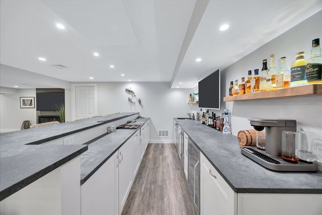 72 Highwood Way, Mashpee, MA 02649