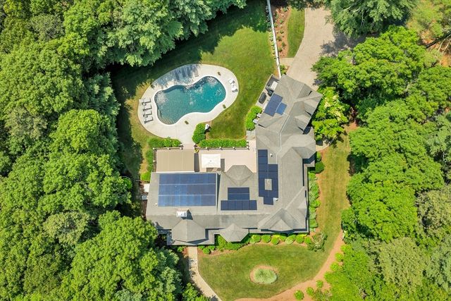 72 Highwood Way, Mashpee, MA 02649