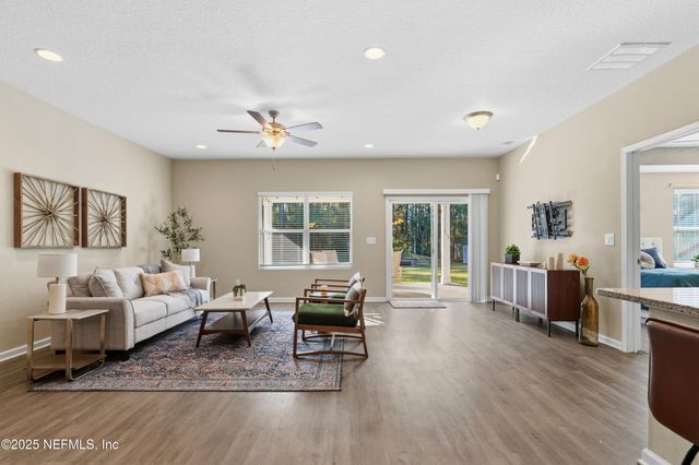 7564 BIRDIES Road, Jacksonville, FL 32256