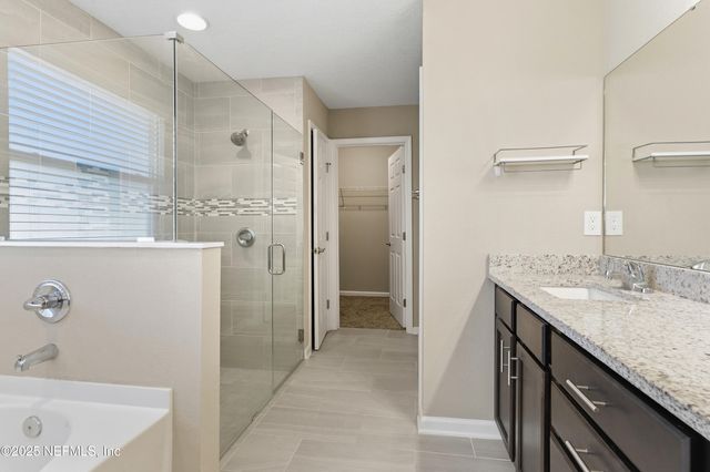 7564 BIRDIES Road, Jacksonville, FL 32256