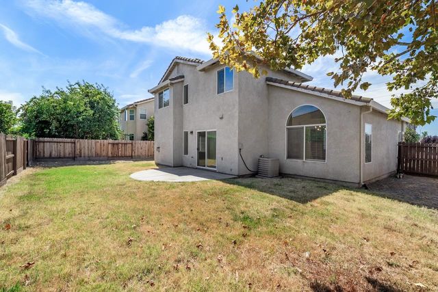 4806 Moraga Ln, Stockton, CA 95206