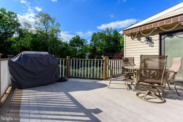 352 BLACKSMITH RD, Camp Hill, PA 17011