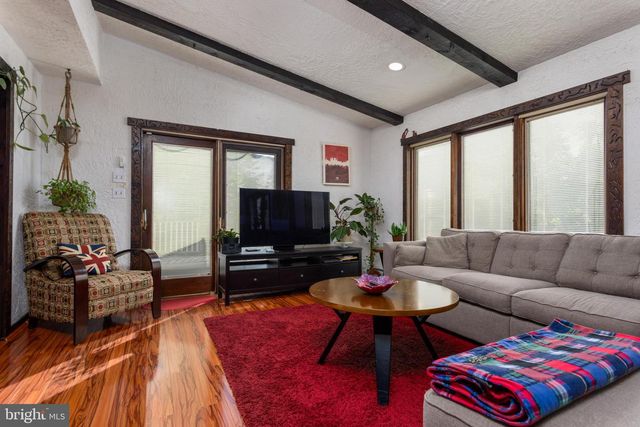 352 BLACKSMITH RD, Camp Hill, PA 17011
