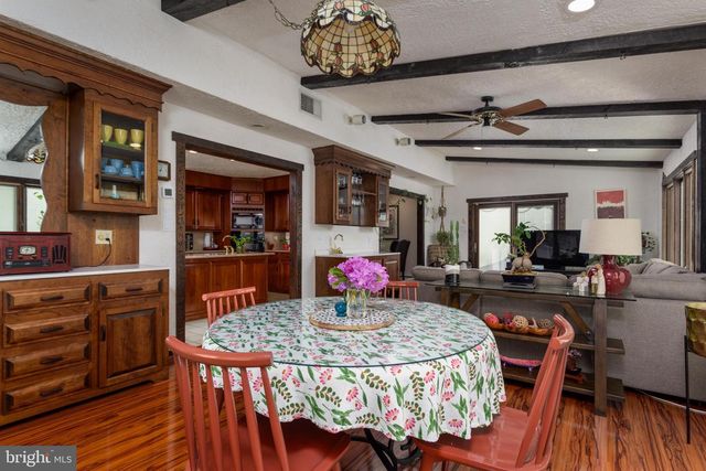 352 BLACKSMITH RD, Camp Hill, PA 17011