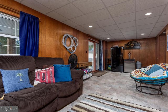352 BLACKSMITH RD, Camp Hill, PA 17011
