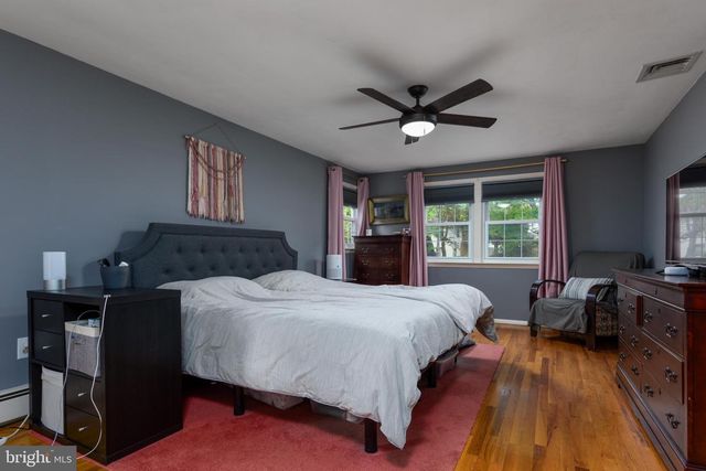352 BLACKSMITH RD, Camp Hill, PA 17011