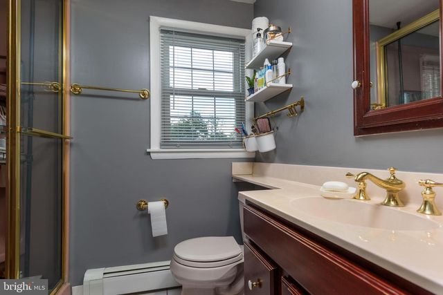 352 BLACKSMITH RD, Camp Hill, PA 17011