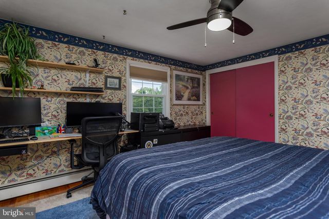 352 BLACKSMITH RD, Camp Hill, PA 17011