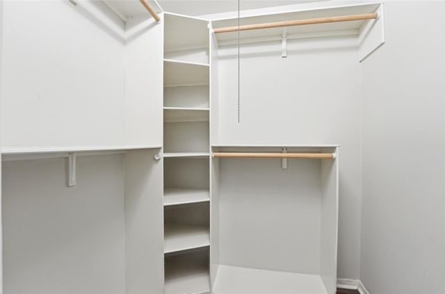 5907 Peg Street, Houston, TX 77092