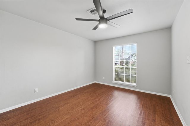 5907 Peg Street, Houston, TX 77092