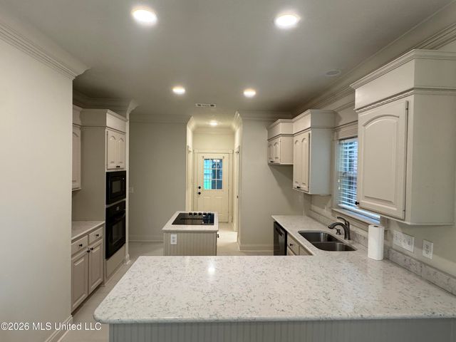 76 Eastgate Drive, Brandon, MS 39042
