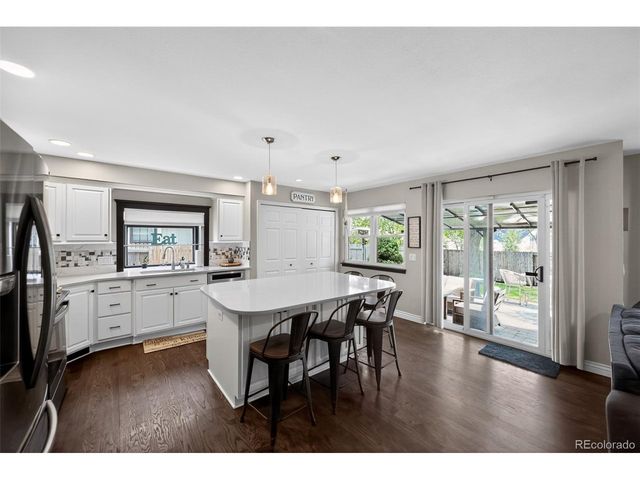 8198 W 81st Dr, Arvada, CO 80005