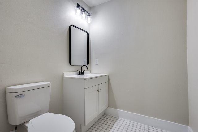 7901 Esquire Lane, Rowlett, TX 75089