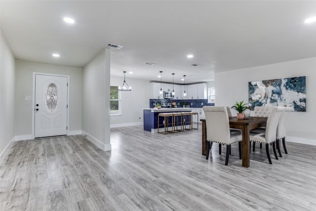 7901 Esquire Lane, Rowlett, TX 75089