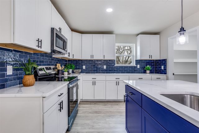 7901 Esquire Lane, Rowlett, TX 75089