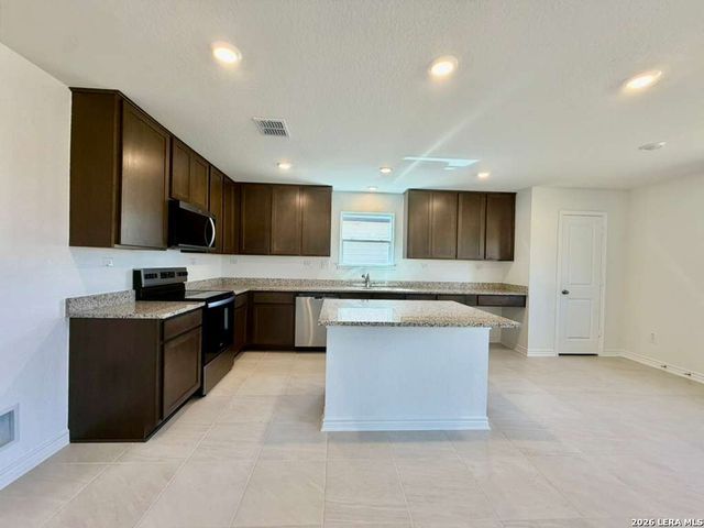 7919 Mariposa Manor, San Antonio, TX 78253