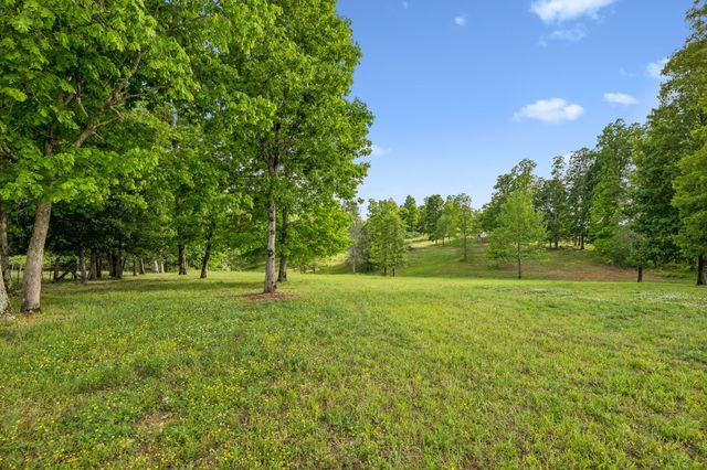 7899 W Lick Creek Rd, Primm Springs, TN 38476