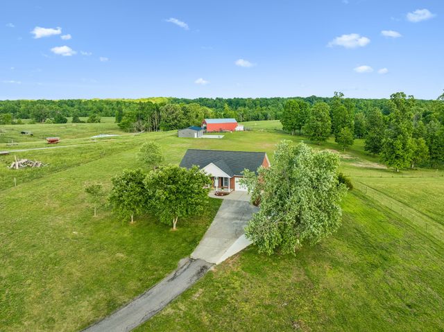 7899 W Lick Creek Rd, Primm Springs, TN 38476