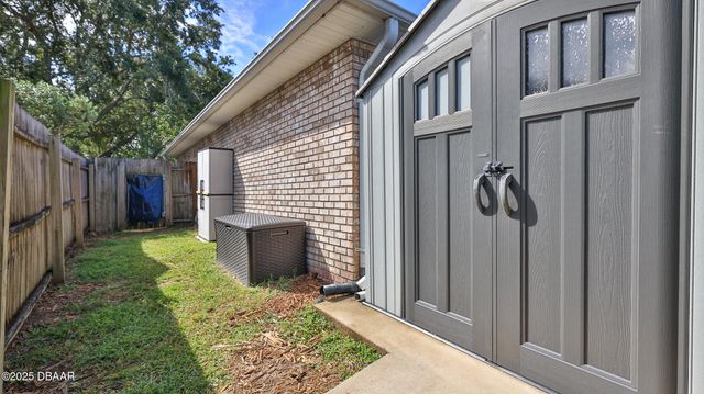 1057 Azalea Pointe Drive, Port Orange, FL 32129