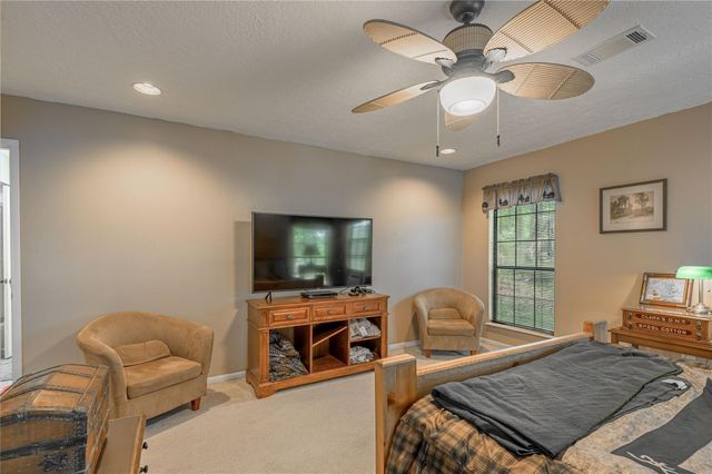 109 Hill Top Road, Huntsville, TX 77320