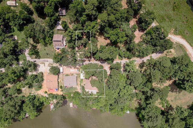 109 Hill Top Road, Huntsville, TX 77320