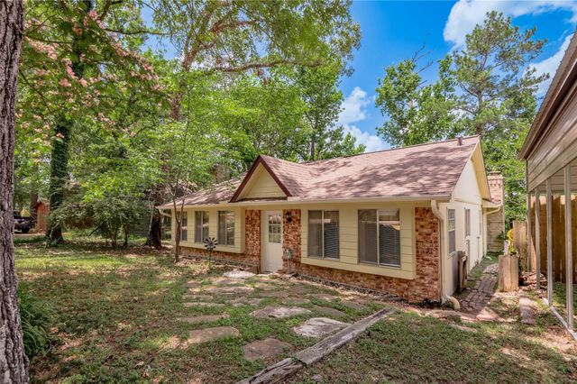 109 Hill Top Road, Huntsville, TX 77320
