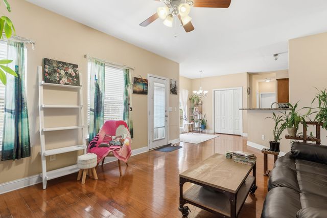3807 Masters Dr, Smyrna, TN 37167
